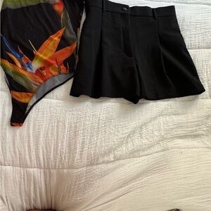 A beautiful Zara set . Can be worn separately also.